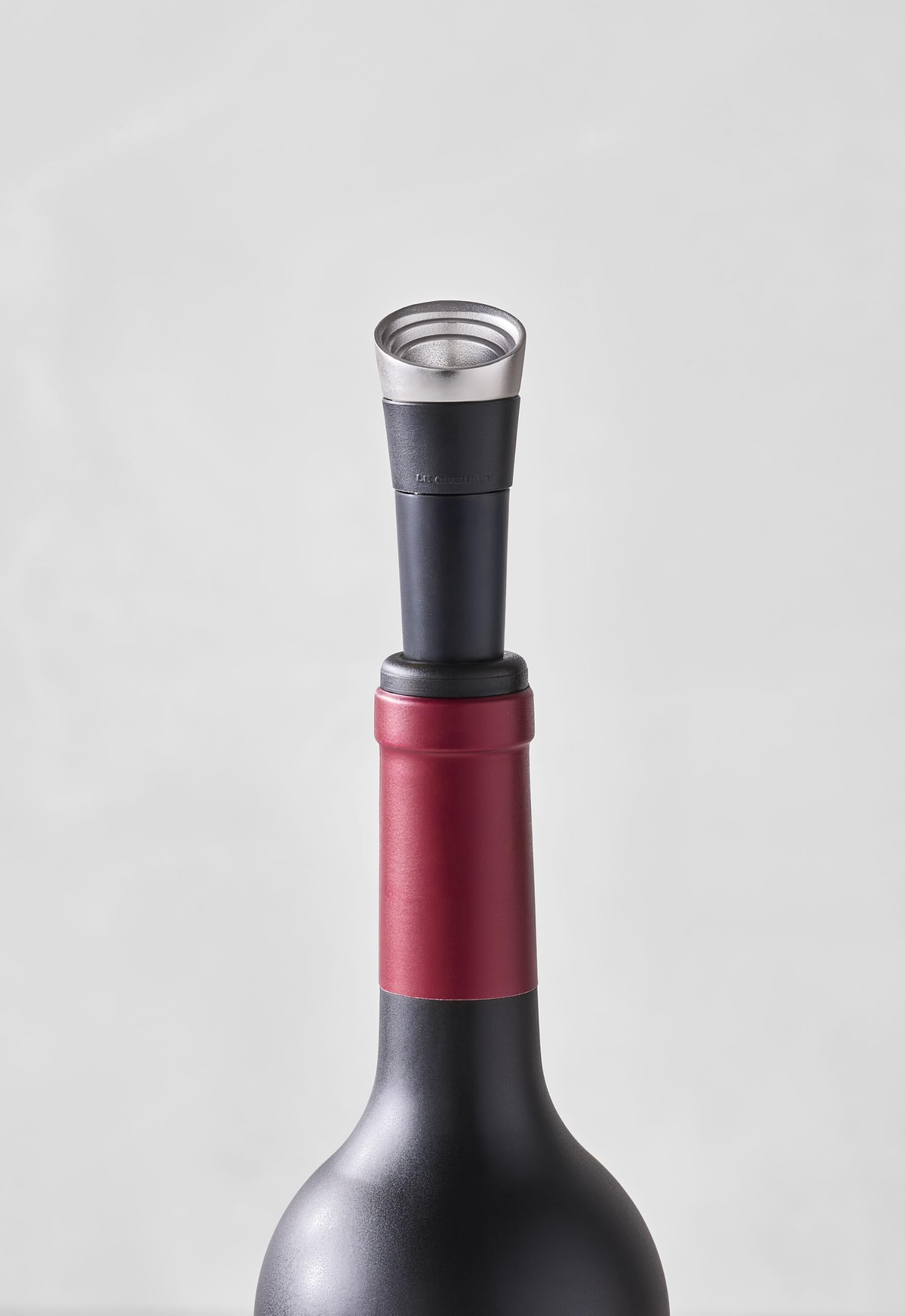 Le Creuset Bouchon Aérateur Verseur 3-en-1, WA163, Noir Mat, 59138001078000