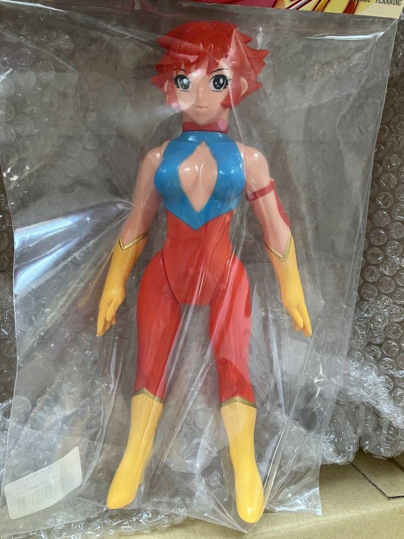 Amazon.co.jp: キューティーハニー ソフビ 50周年蓄光Ver. MAX TOY 