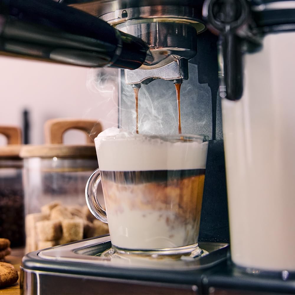 Cecotec Macchina Caffè Espresso Power Espresso 20 ColdBrew Latte+. 1350W, 20Bar, ColdBrew, Schermo Touch Color, Serbatoio Acqua 1.5L, 500ml Latte, Acciaio Scuro, Scaldatazze, Doppio Braccio