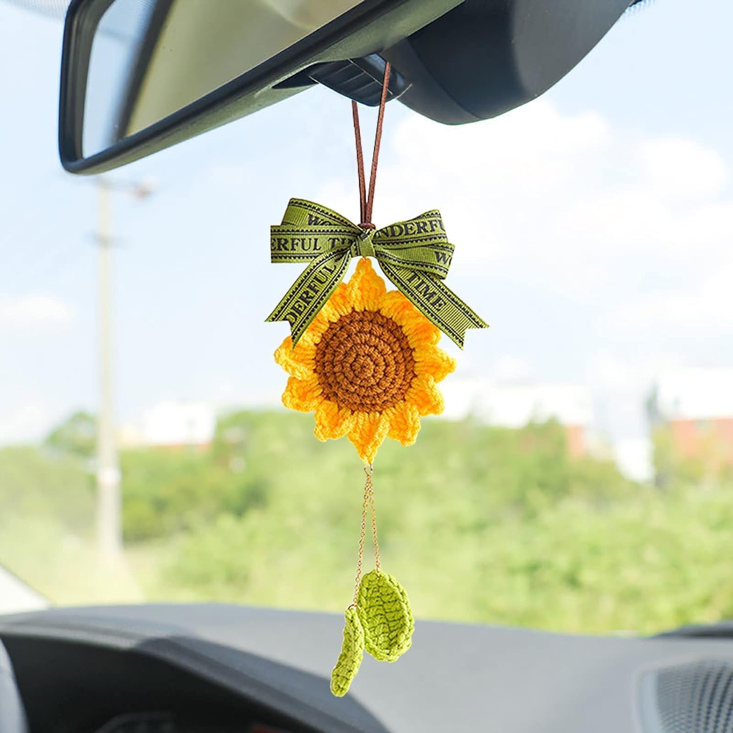 Sunflower Mirror Hanging, Handmade Crochet Flower Ornament, Rear View Mirror Pendant, Aesthetic Knitted Flower Hanging Decorations, Car Interior Accessories