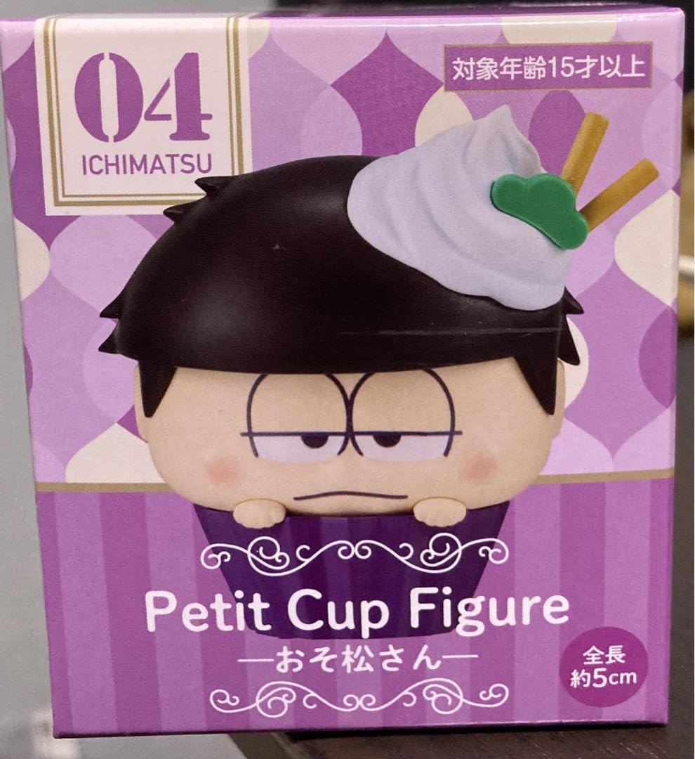 Amazon | おそ松さん Petit Cup Figure 一松 | フィギュア