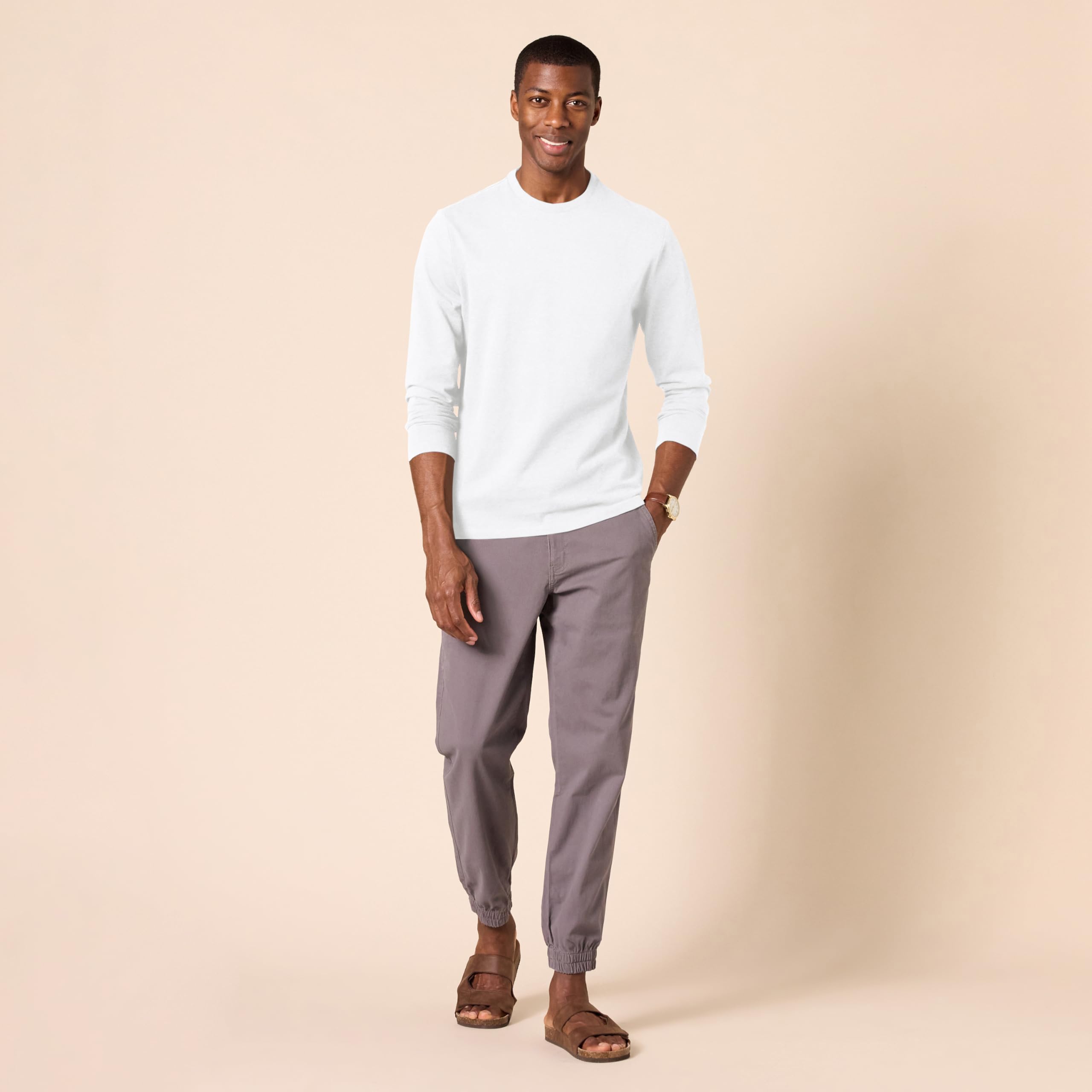 Amazon Essentials T-Shirt a Maniche Lunghe Slim Uomo