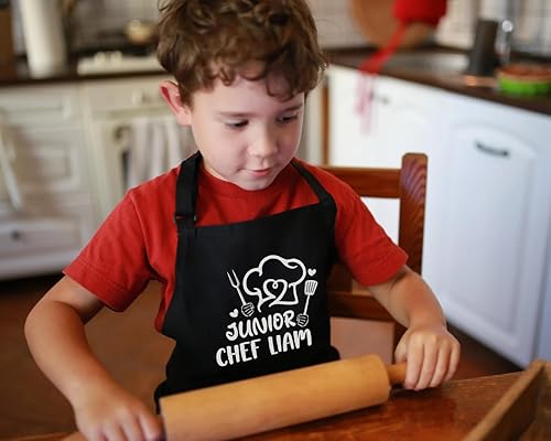 Miniatura 9 de Juego de delantal personalizado para niños con sombrero, delantal ajustable impermeable con 2 bolsillos para cocinar, hornear, pintar y arte, regalo