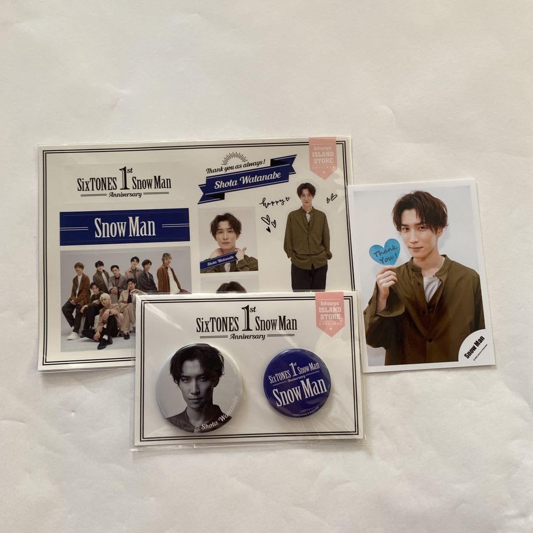 Amazon.co.jp: SnowMan 1st Anniversary 缶バッジ&ステッカー 渡辺翔太