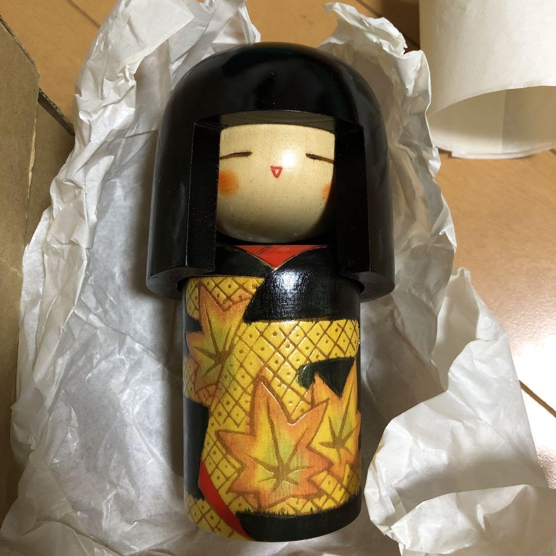 Amazon | こけし 光宝作 もみじ 小物入れ | 民芸品 | おもちゃ
