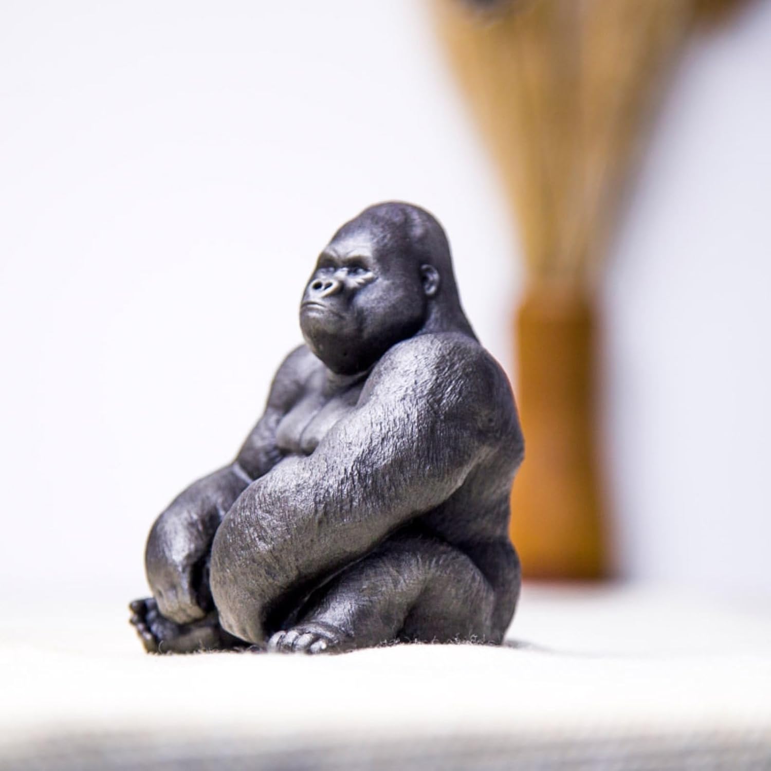 Generic Realistic Black Cast Iron Sitting Gorilla Figurine for Home Decor,Metal Animal King Kong Sculpture Study Bookshelf, Wall Shelf, Living Room,Office,Garden Decor, sytd1112240712001