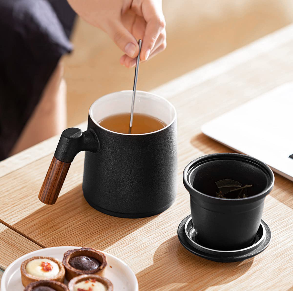 Tasse à Thé En Céramique Avec Infuseur Et Couvercle - 400 Ml - Poignée En Bois - Filtre Céramique - Pour Maison Et Bureau - Noir