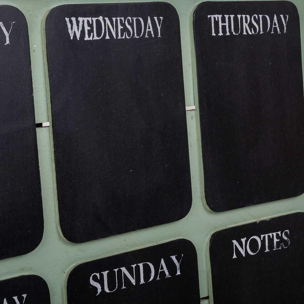 WANDERLUST DECO Tabla Calendario Verde 70x70x7