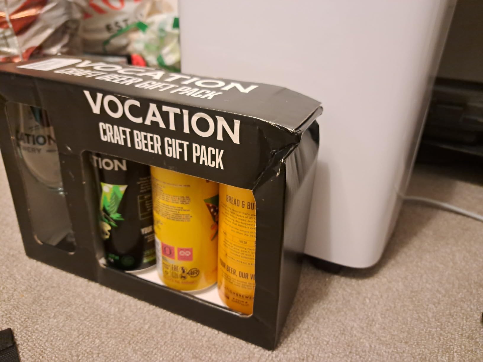 Vocation Brewery Craft Beer Gift Set β 3 Pale & IPA Beers & Stemmed ...