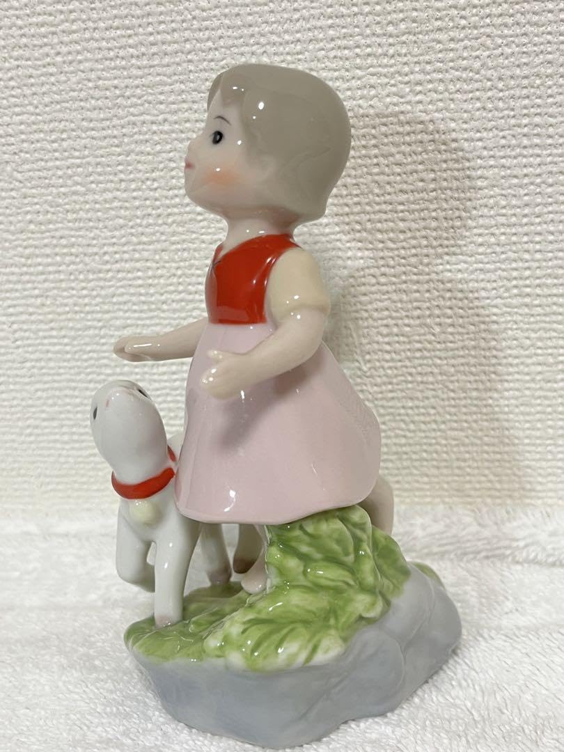 少女像置物/陶器 img56982576.jpg