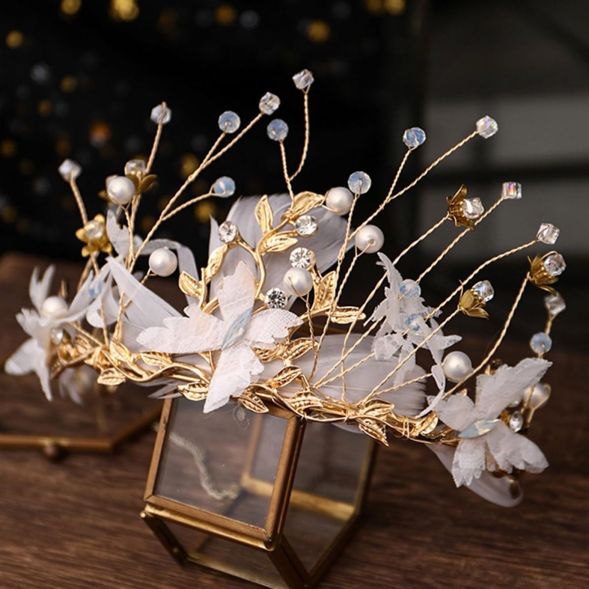 Handmade Golden Plume Tiara Crown for Women Bridal Wedding Headband Elegant Alloy Enchanting Tiara Crown Accessories for Wedding Ceremony
