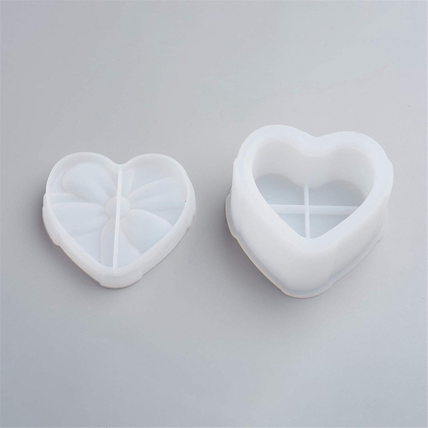 Craftdady 1 Pack Jewelry Box Resin Molds Silicone Epoxy Casting Molds Heart Storage Case Moulds 2.28x2.87 Inch for DIY Craft Trinkets Earrings Rings Coins Keys
