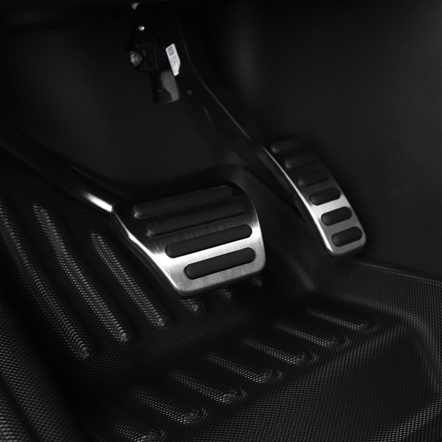 ITrims Car Accessories for Land Rover Defender 2020-2024 Pedals Set Non-Slip Performance Foot Pedal Pads Covers Anti-Slip Accelerator Foot Pedals Car Replacement Stainless Steel Silver 2PCS