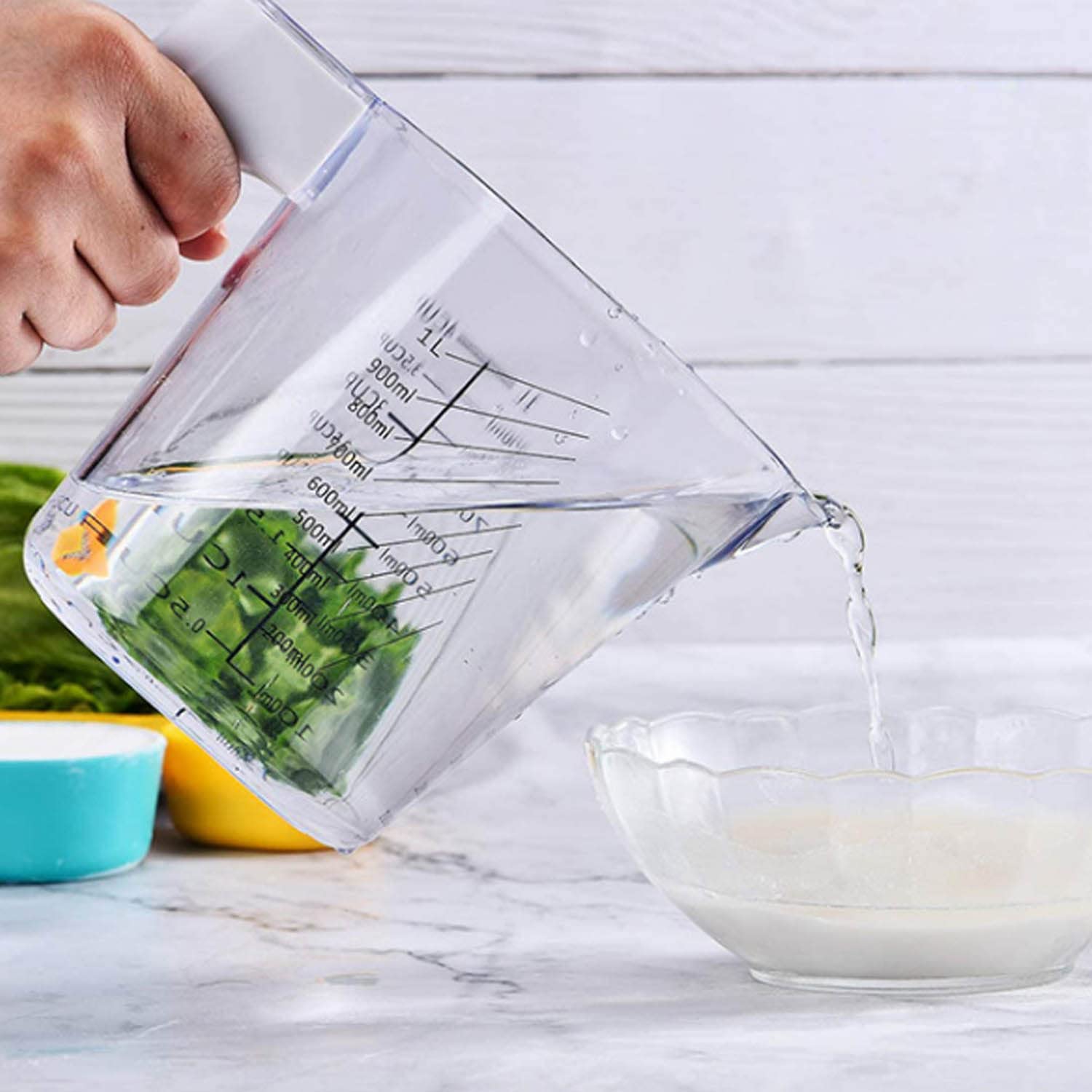 Misurino e Misurino Impilabile Set da 9 Pezzi Senza BPA Scale di Misurazione Multiple Pratico Utensili da Cucina con Imbuto Raschietto, 1000 Ml