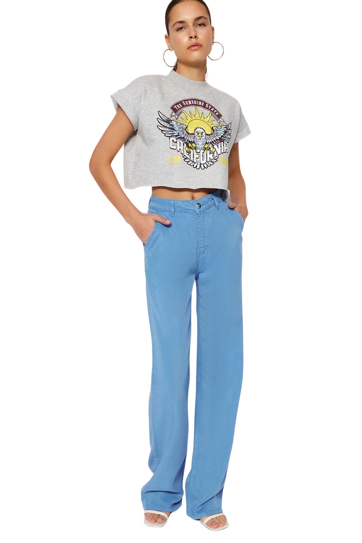 Trendyol Damen Care, Jeans, hohe Taille, weites Bein Hose, hellblau, 60
