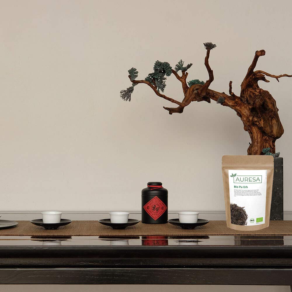 AURESA Bio Pu Erh | Eine Spezialität aus China | Fermentierter Tee | Aufgrund seiner Farbe auch als roter Tee bekannt