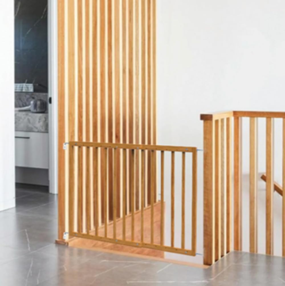 Safetots Robustes Holz Babygitter für Treppen, Natur, 63.5 cm - 105.5 cm, Holz Schraubgitter, Schraubbefestigung als Sicherheitssperre, stilvolles Design und praktisches Sicherheitsgitter