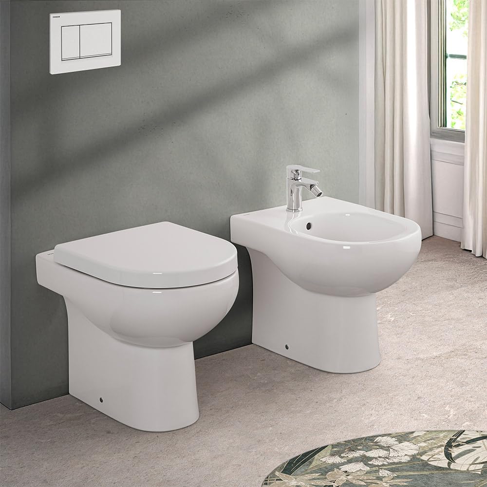Coppia Sanitari Filomuro Rimless In Ceramica Bianco Lucida Serie Vima, L 37,5 x P 52 x H 41 Cm, Completo Di Sedile Avvolgente Soft-Close