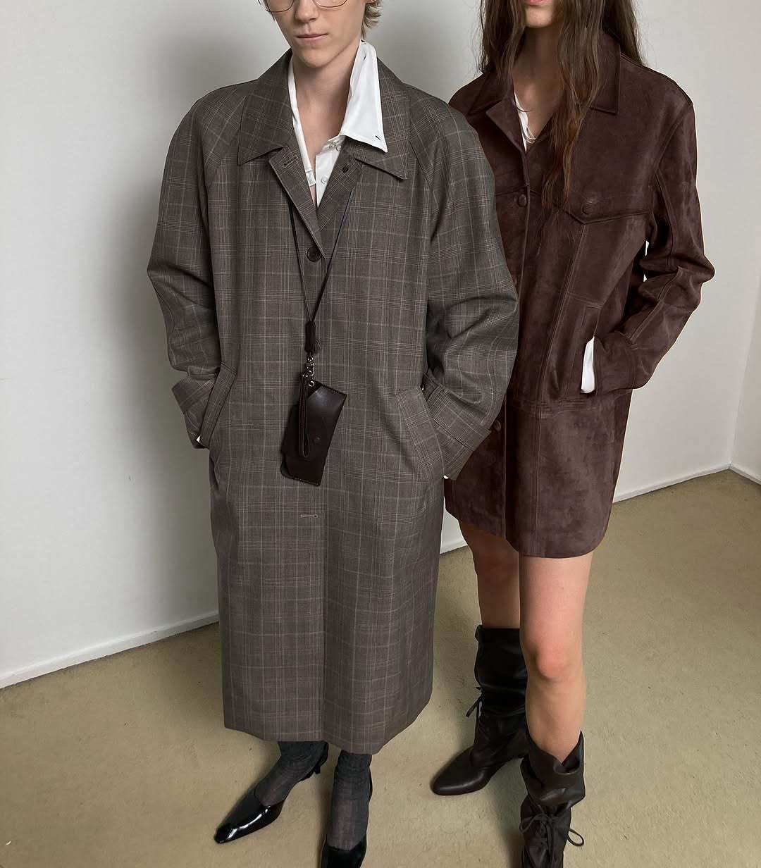 chouyatou Women's 2025 Retro Faux Suede Leather Shacket Jacket Lapel Collar Mid Long Jacket Coat