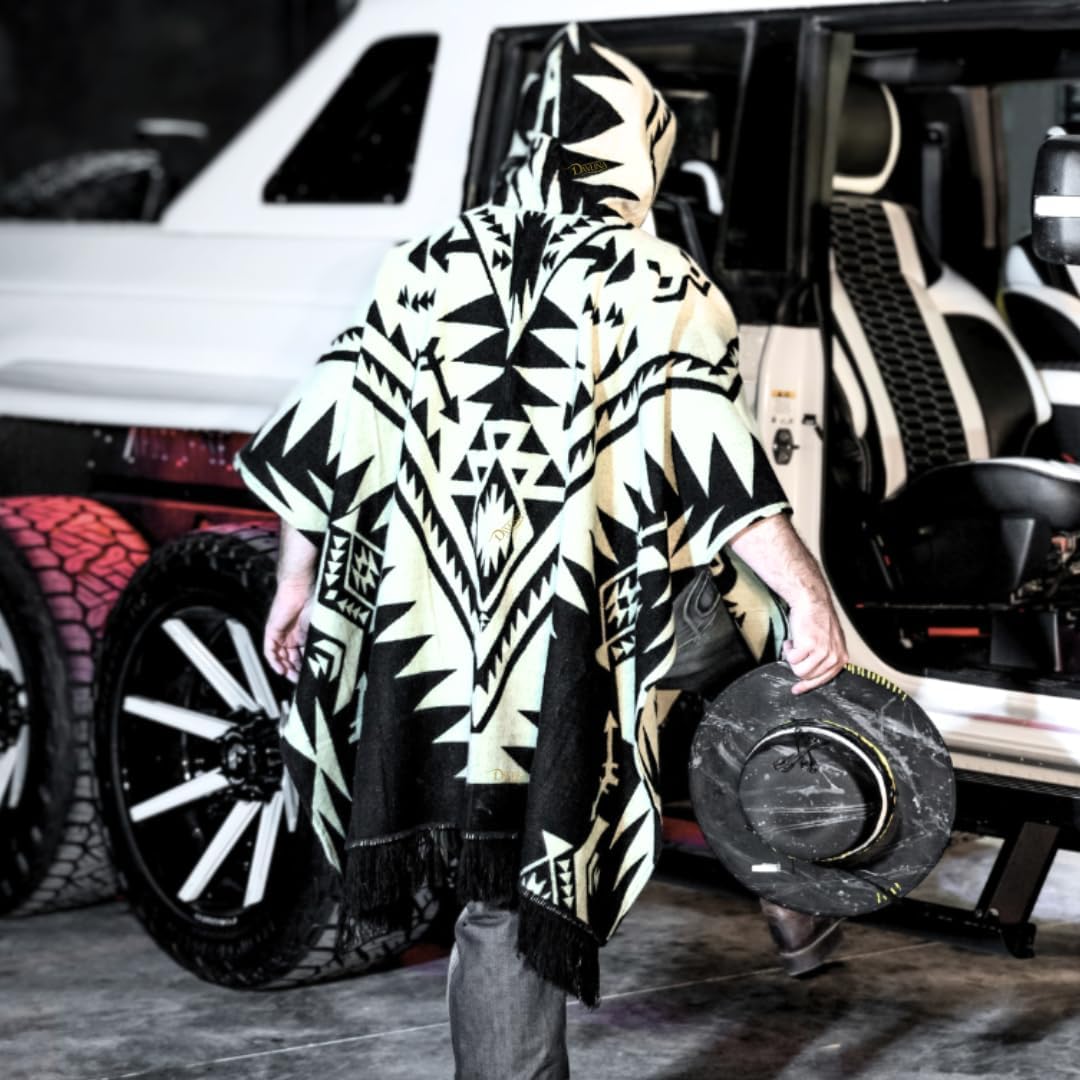 ALPACA Wool Poncho Hooded and, Aztec Pattern, Unique and handmade in Ecuador. Thick, Warm and Soft Wool Poncho - Image 6