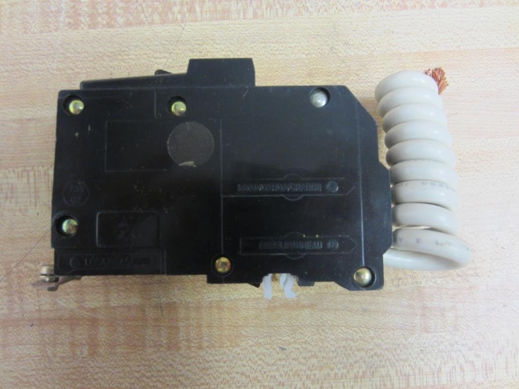 SCHNEIDER ELECTRIC QOB250GFI Miniature Circuit Breaker 120/240V 50-Amp Molded Case Circuit Breaker 600V 30A
