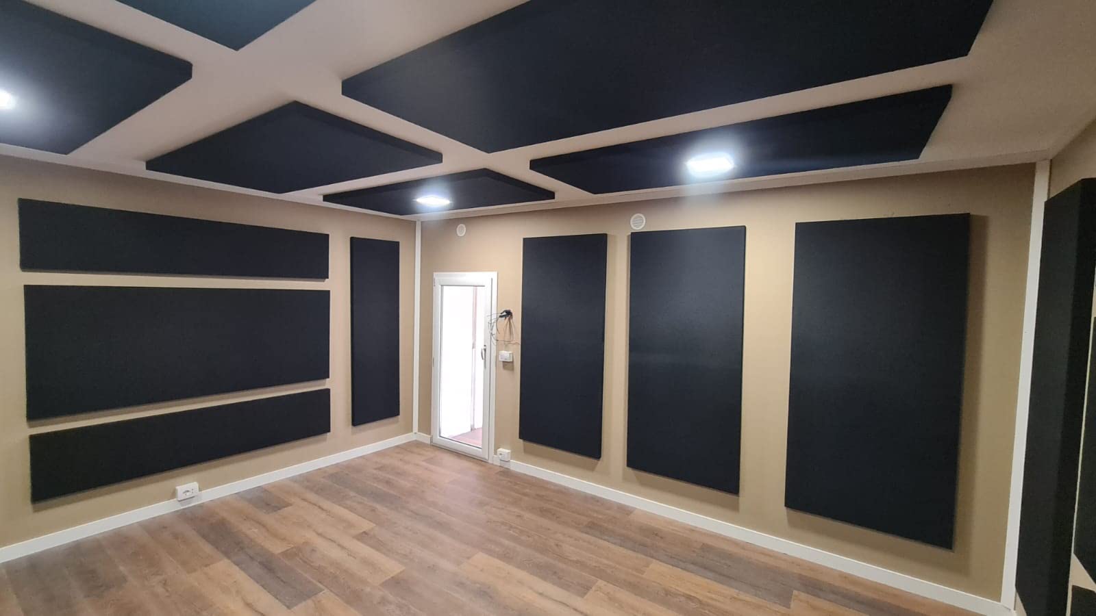STOP SOUND Pannello Acustico Fonoassorbente Bass Trap Extreme, pannelli fonoassorbenti alte prestazioni 124X64X15 Cm(Nero)