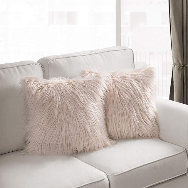 Dricar 2Pcs Luxury Mongolian Faux Fur Throw Pillow Case Cushion Cover, Home Bed Sofa Decorative Cushion Covers 18 x 18in (Beige)
