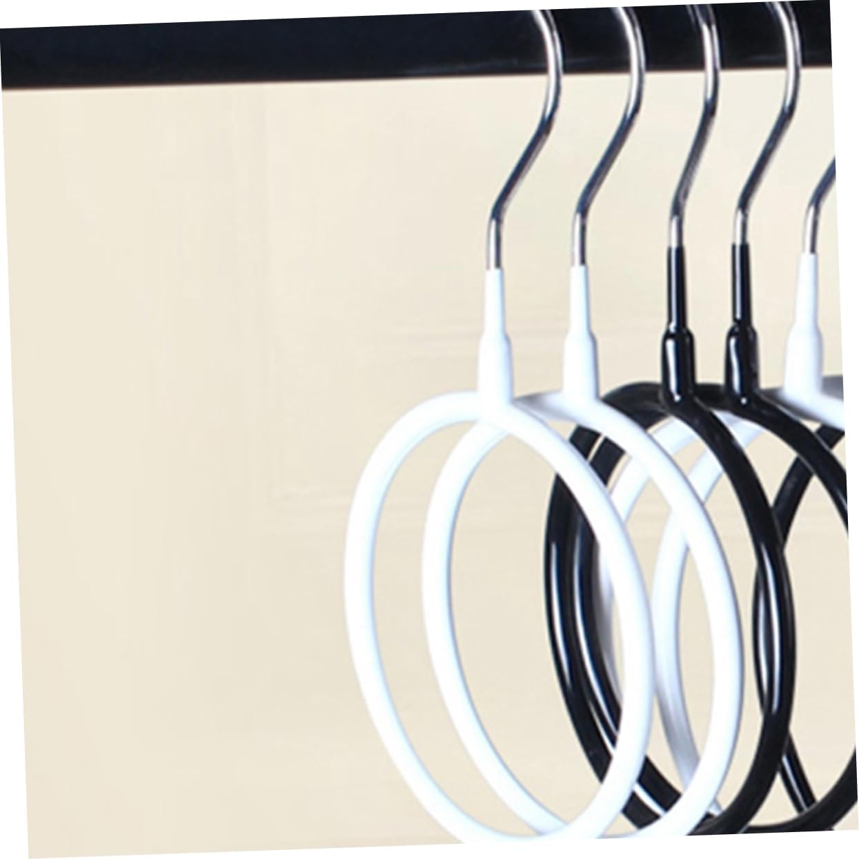 Metal Ring Hooks 8pcs Scarf Hanger Organizer for Closet Storage