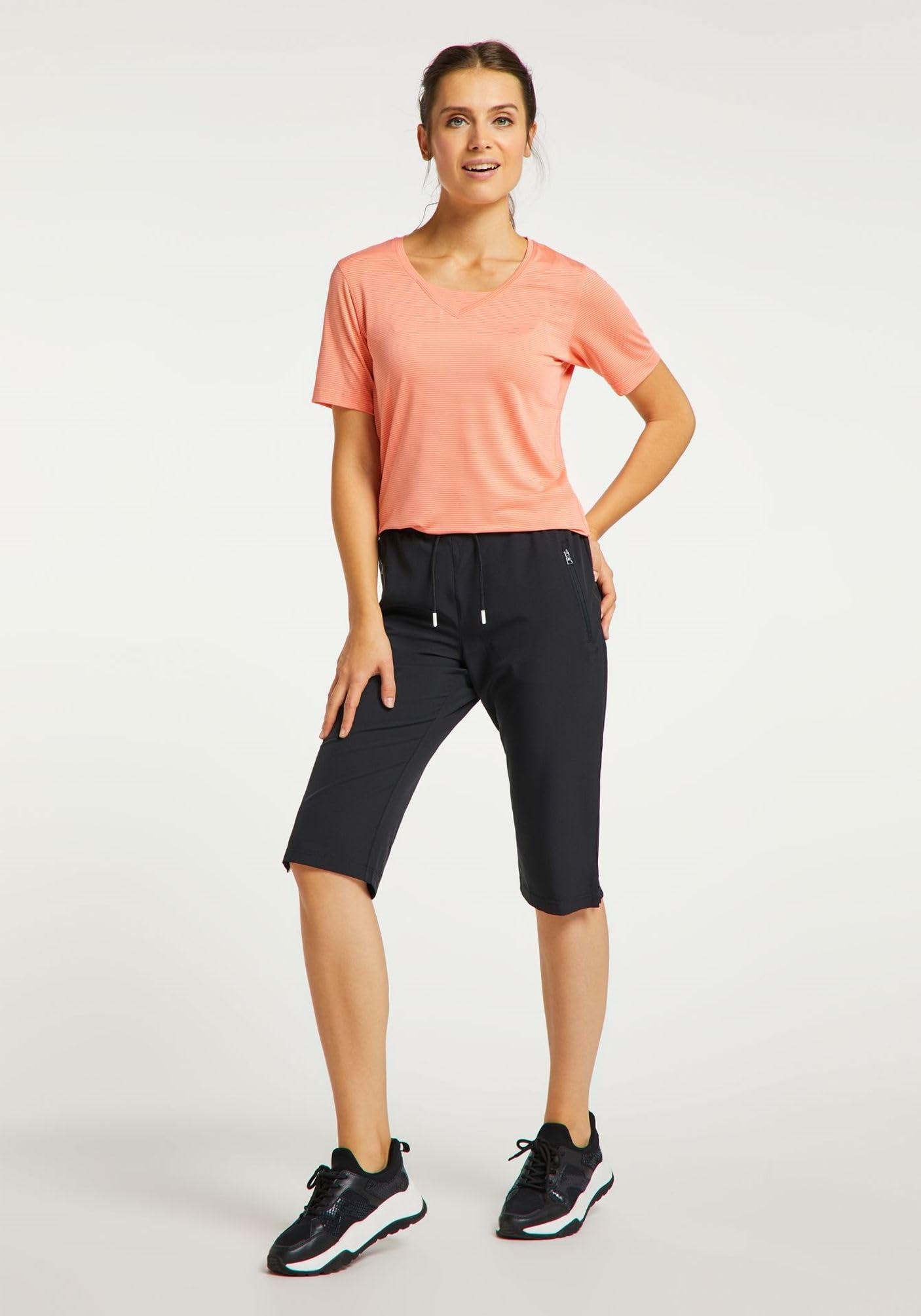 Joy Sportswear Capri Ellie