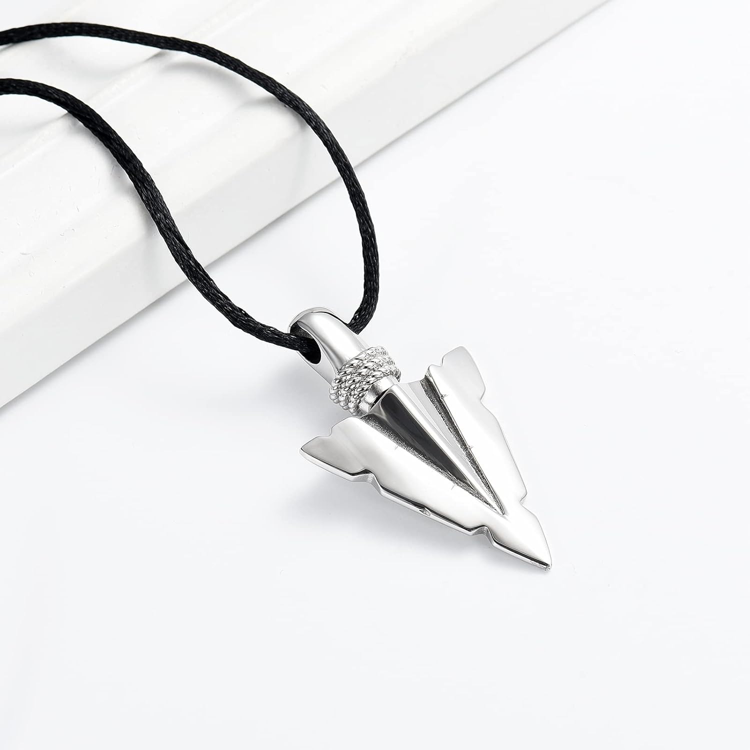 Imrsanl Cremation Jewelry for Ashes Stainless Steel Urn Pendant Necklace for Mens Boys Cool Spearpoint Arrowhead Memorial Keepsake Ash Jewelry - Image 4