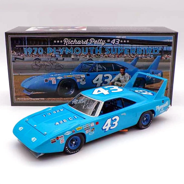 Amazon.com: Richard Petty Autographed Plymouth Superbird 1:24