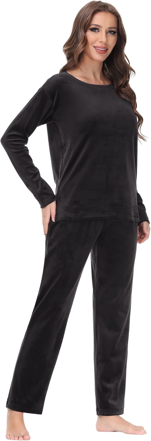 COZZIPLUS Women Velour Sweatsuits Sets Lounge Set 2 Piece Sweatsuit Crew Neck Sweatshirt and Sweatpant Velvet Jogging Suit Black Large