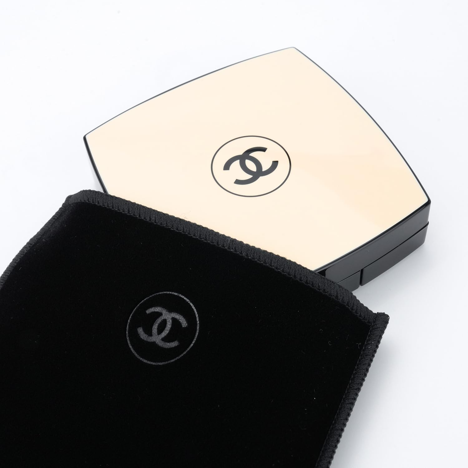 CHANEL Chanel Les Beige Palette, Rughal Tender, 0,16 oz (4,5 g), Ombretto, Cosmetici, Compleanno, Regalo, Shopper incluso, Confezione regalo inclusa