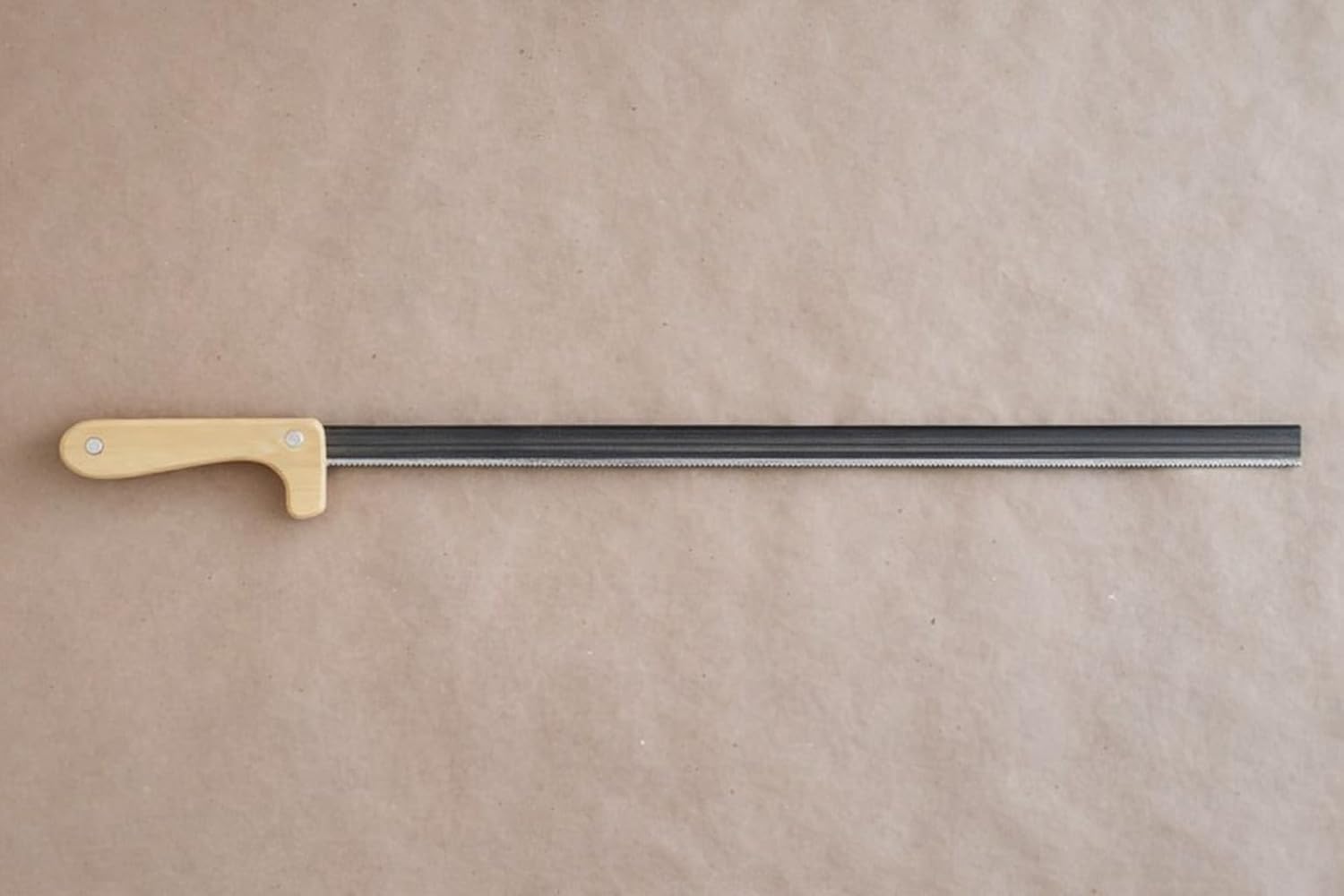 Spray Foam Insulation Saw 30" for Open Cell 1/2 LB Foam