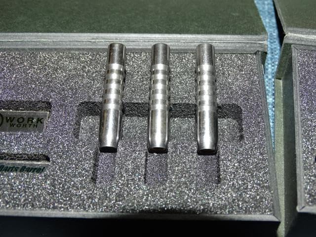 3セットまとめて　世界初超硬合金（ハードメタル）　希少　 ダーツ　 　スプリード 3セットまとめて 世界初超硬合金（ハードメタル） 希少 ダーツ