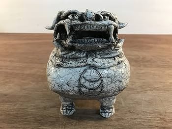 透かし意匠陶製置物 透かし意匠陶製置物