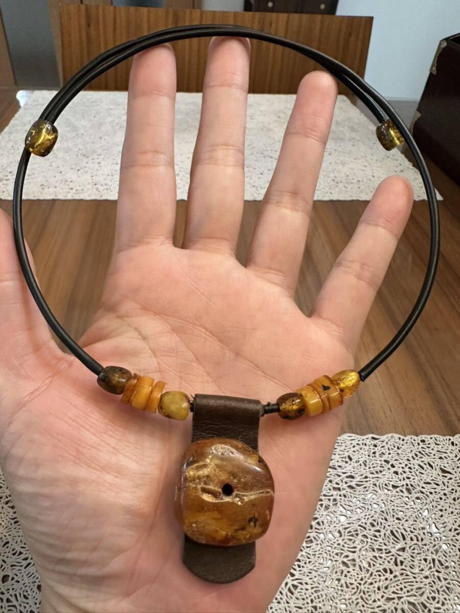 琥珀ページです Amazon.co.jp: V-885 天然琥珀 蜜蝋 鎖骨 ネックレス 天然保証