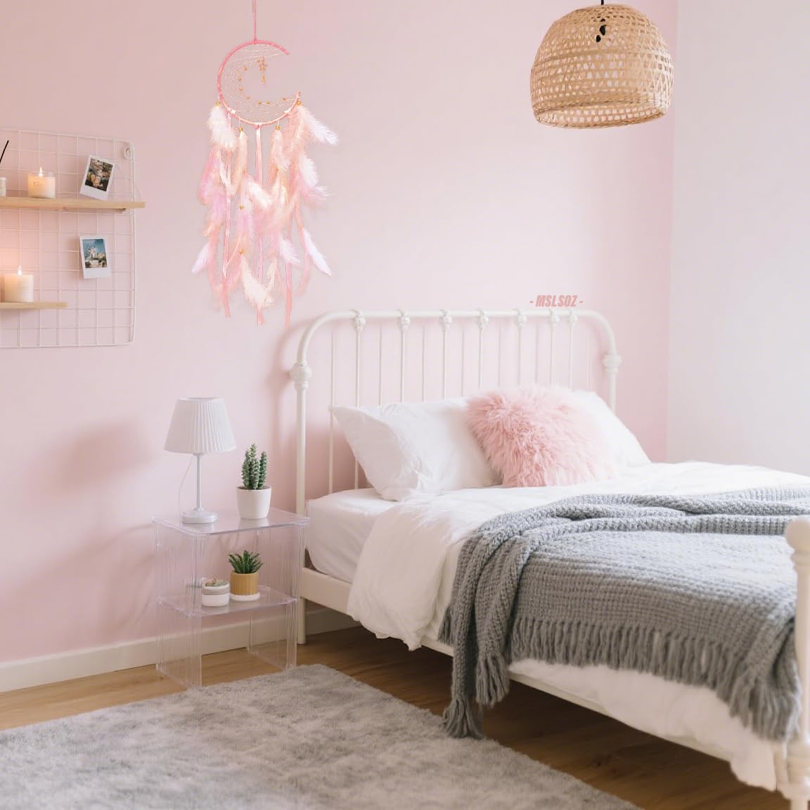 Attrape-rêves en forme de lune rose avec pendentifs en forme d'étoile et pompons en ruban et plumes 2 couleurs - Parfait pour chambre de fille, décoration d'intérieur, cadeau d'anniversaire et