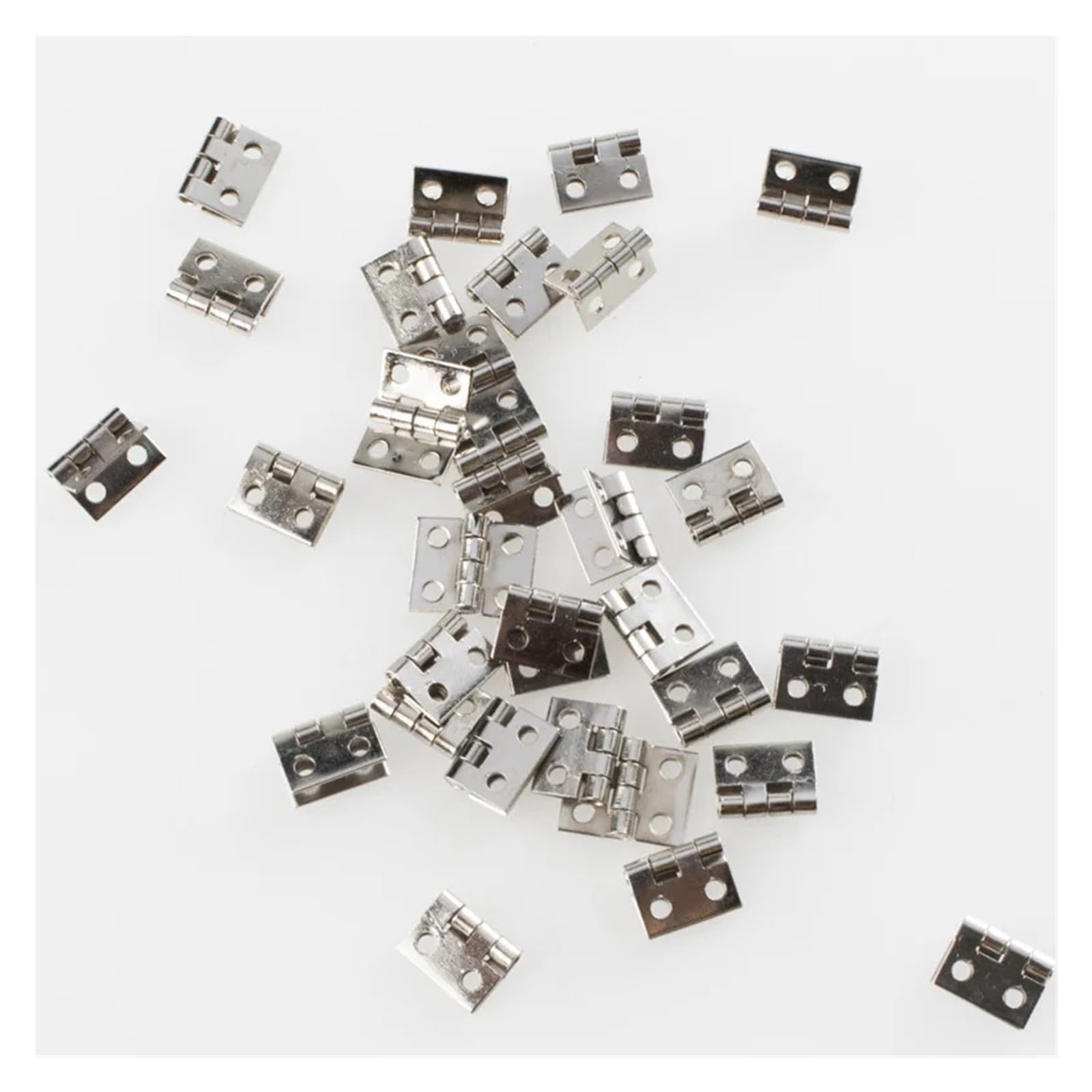 Mini charnières petits bijoux en finition argentée pour quincaillerie de précision