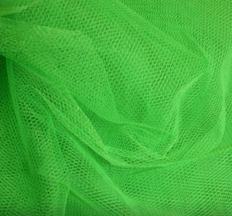 EliteKoopers Kelly Green Tulle Fabric Soft Netting Craft Nylon Tutu for Wedding Bridal Party Favor Decoration (1 Meter)