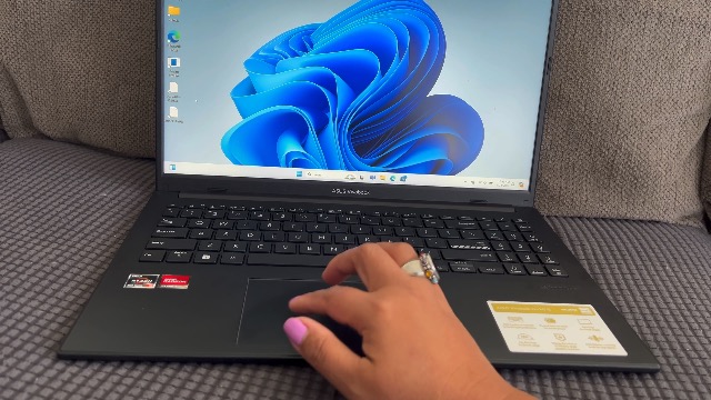 Watch ASUS Vivobook Go 15.6 FHD Laptop AMD Ryzen 3 7320U on Amazon