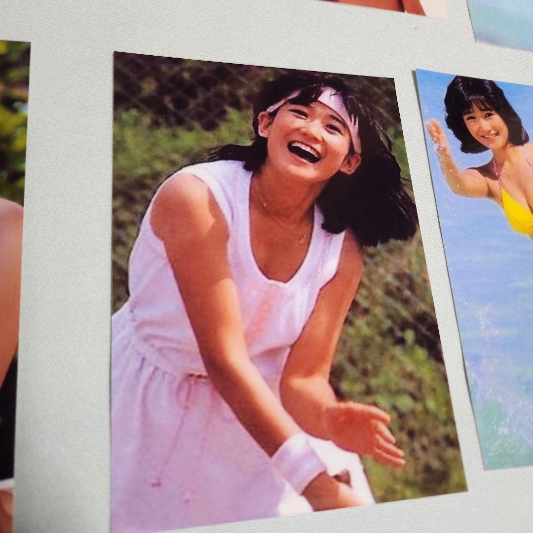 Amazon.co.jp: 29枚 L判写真 岡田有希子 : おもちゃ