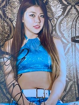 スターダム　激レアポートレート Amazon.co.jp: スターダム 上谷沙弥選手 キラポートレート