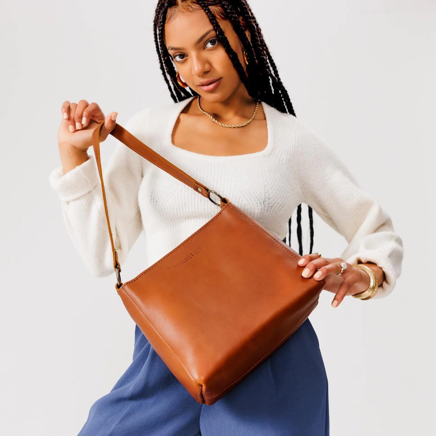 Portland Leather Goods Triangle Shoulder Bag for Women – Handmade from the Finest Full-Grain Hides | Handmade - Image 4