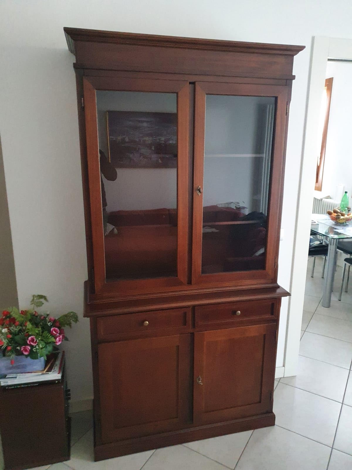Vicentini arreda CREDENZA CRISTALLIERA IN LEGNO 2 PORTE MOD MARTINI ARTE POVERA NOCE SCURO