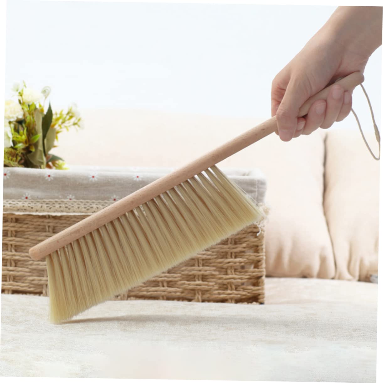 EXAOMBLE Practical Bed Brush Wooden Handle Small Cleaning Brush for Dust Removal Clean Brush