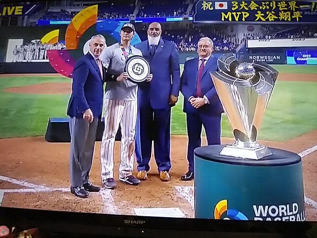 Amazon.co.jp: お得な週末祭祝?WBC優勝獲得 エンゼルス.大谷翔平選手