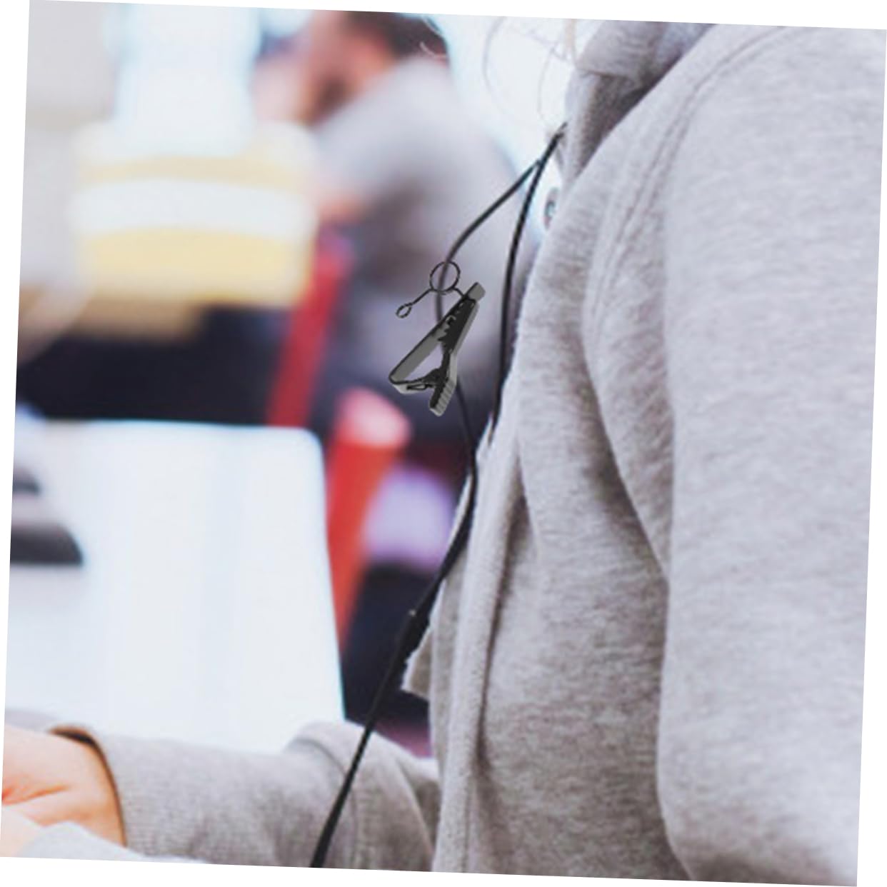 Toddmomy 5pcs Microphone Lapel Mic Microphones Microphone Clip on Shirt Mic Lapel Clips Mic Fixing Tools Mic Clips for Collar Mic Holder Clip Microphone Clamp Iron Black