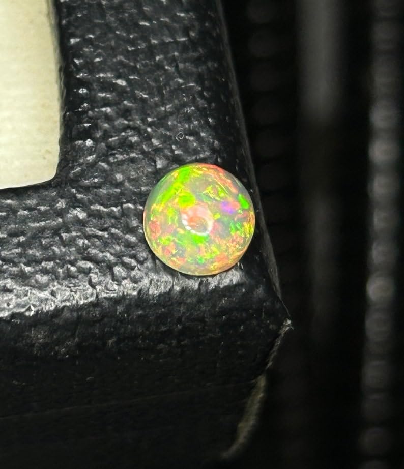 Opale 6 mm cabochon naturel multicolore pour fabrication de bijoux