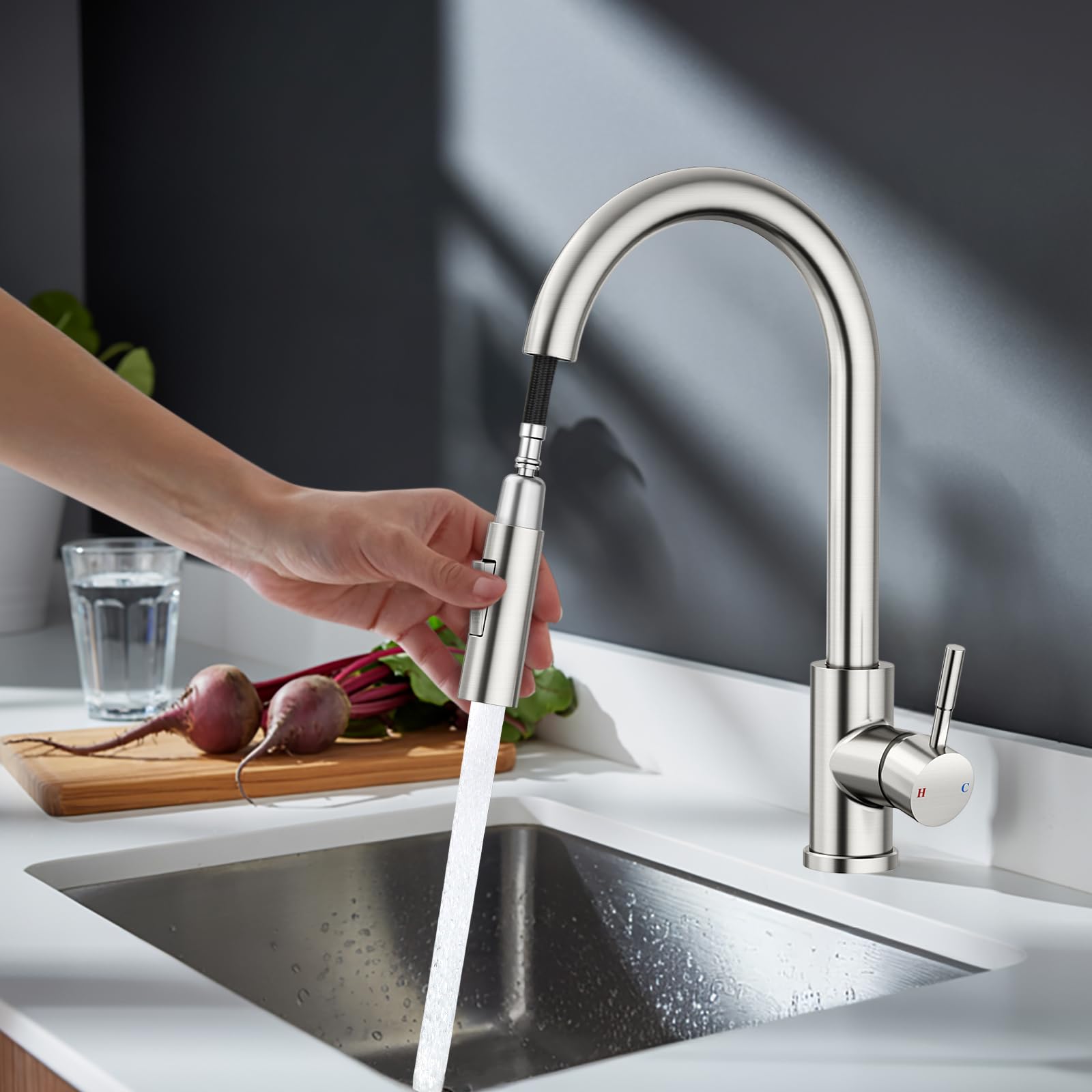 Rainsworth Wasserhahn Küche mit Brause Ausziehbar - Hochdruck Küchenarmatur mit Zwei Wasserstrahlarten, Spültischarmatur 360° Drehung, Mischbatterie Küche aus Edelstahl Einfache Installation